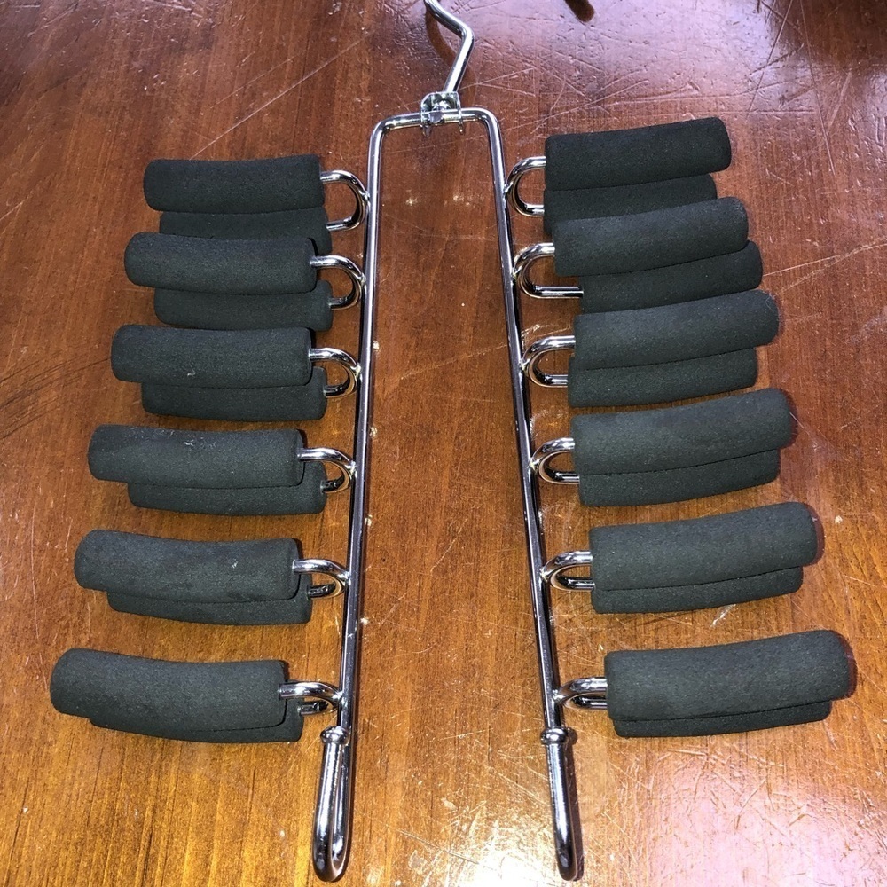 Chrome Multi-Tier tie holder with Black Foam Grips. Holds 12 ties - used
